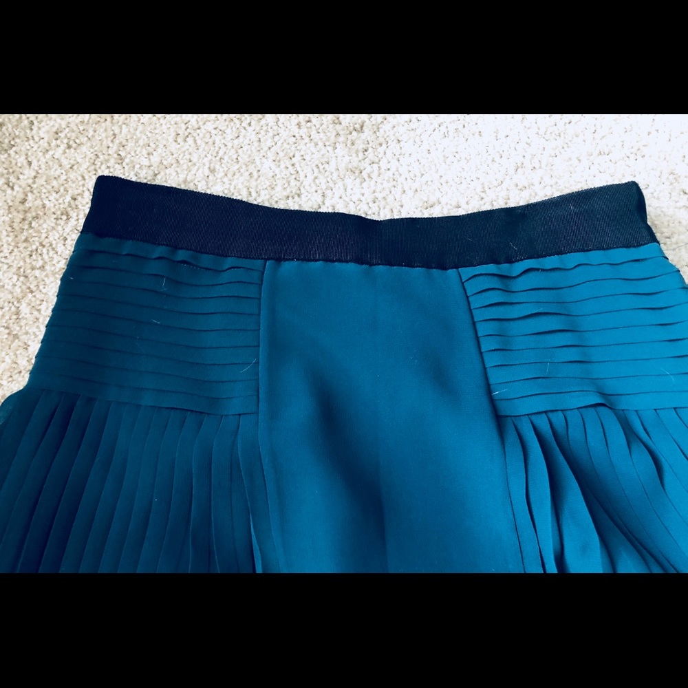 Ted Baker Emerald Green Pleated Maxi Bottom